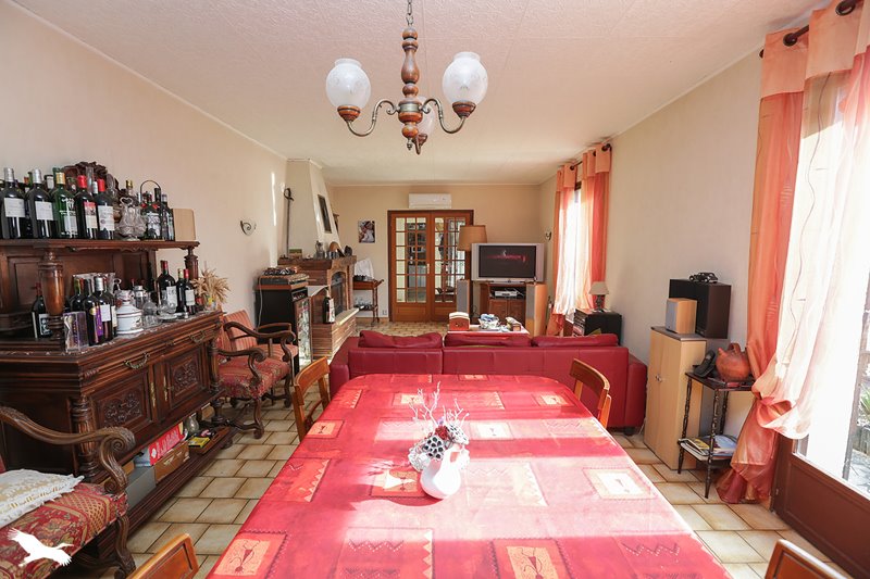 Vente Maison ST MARTIN DE SESCAS - 5 pièces -111 m² - (33490)