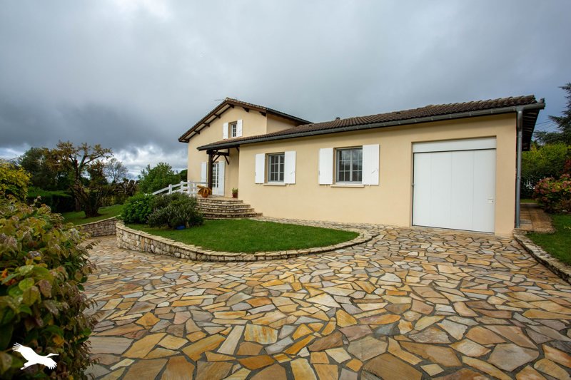 Vente Maison LA REOLE - 6 pièces -135 m² - (33190)