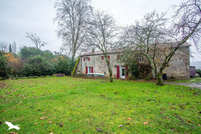 Vente Maison MESTERRIEUX - 8 pièces -250 m² - (33540)