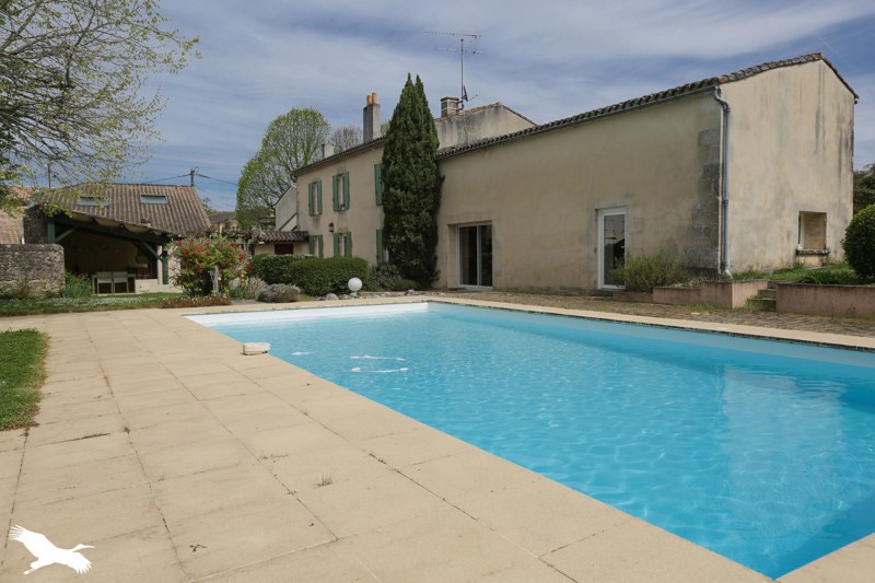 Vente Maison CASTETS ET CASTILLON - 6 pièces -259 m² - (33210)