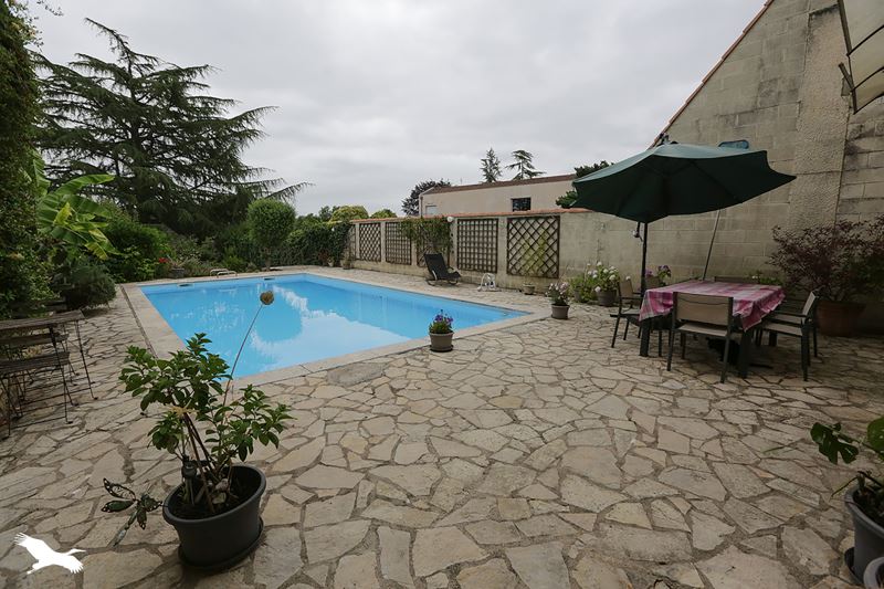 Vente Maison PREIGNAC - 5 pièces -161 m² - (33210)