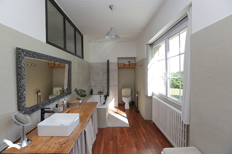 Vente Maison LA REOLE - 14 pièces -425 m² - (33190)