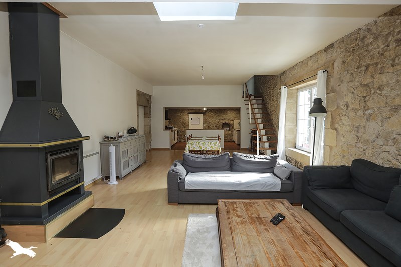 Vente Maison LA REOLE - 14 pièces -425 m² - (33190)