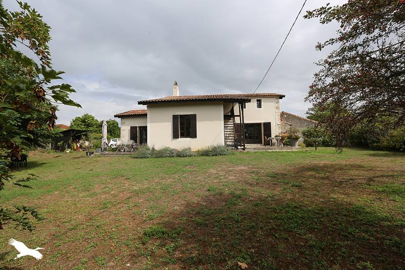 Vente Maison LEOGEATS - 4 pièces -135 m² - (33210)