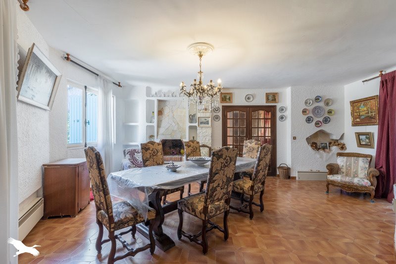 Vente Maison CAISSARGUES - 8 pièces -230 m² - (30132)