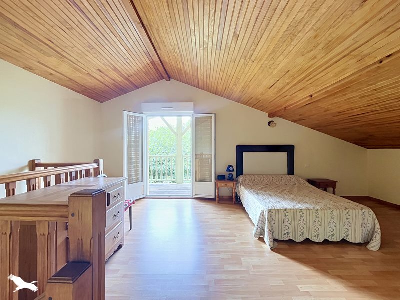 Vente Maison SOUSTONS - 6 pièces -148 m² - (40140)