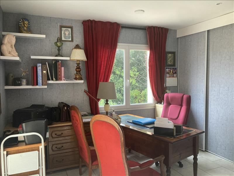 Vente Maison MESCHERS SUR GIRONDE - 5 pièces -168 m² - (17132)