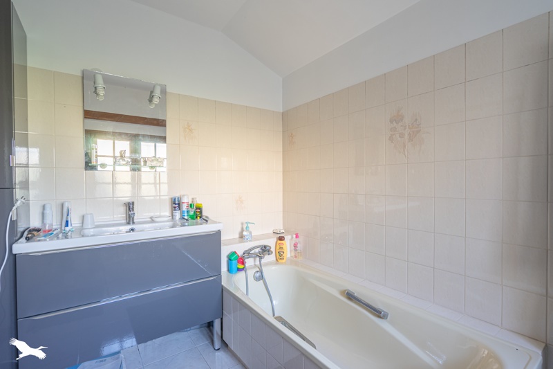 Vente Maison ARCES - 5 pièces -155 m² - (17120)