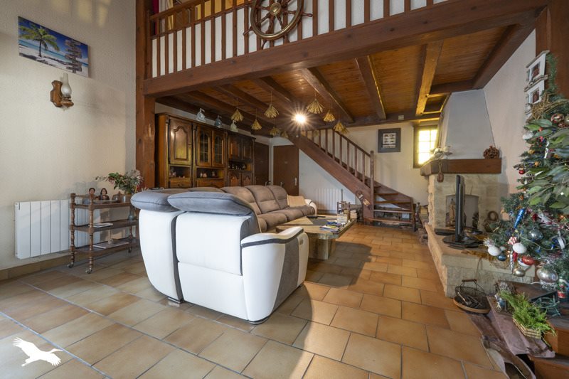 Vente Maison MESCHERS SUR GIRONDE - 5 pièces -155 m² - (17132)