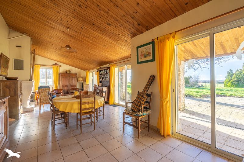 Vente Maison ARCES - 10 pièces -300 m² - (17120)