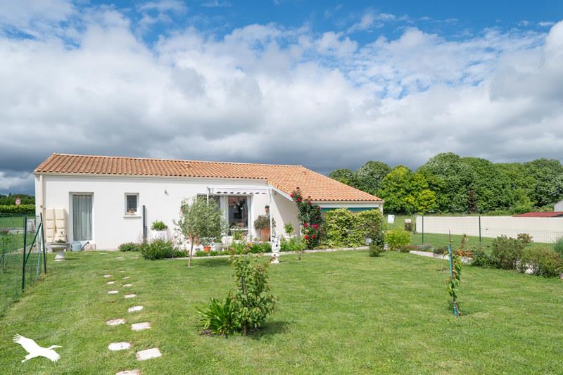 Vente Maison ARCES - 3 pièces -75 m² - (17120)