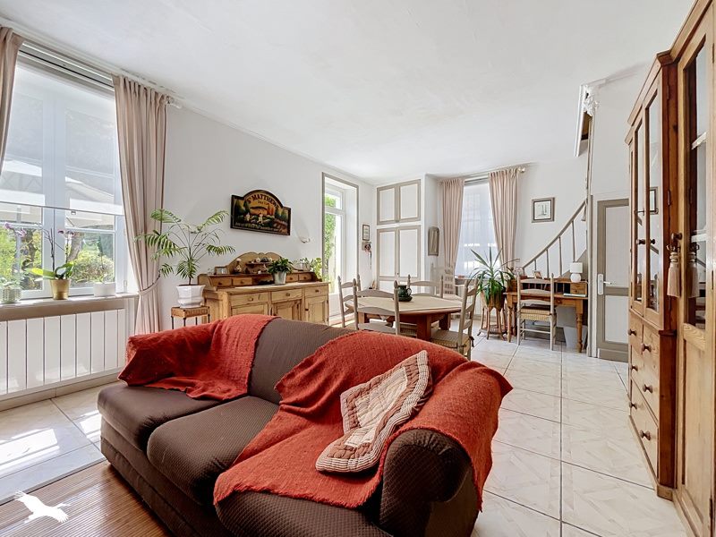 Vente Maison MESCHERS SUR GIRONDE - 6 pièces -136 m² - (17132)