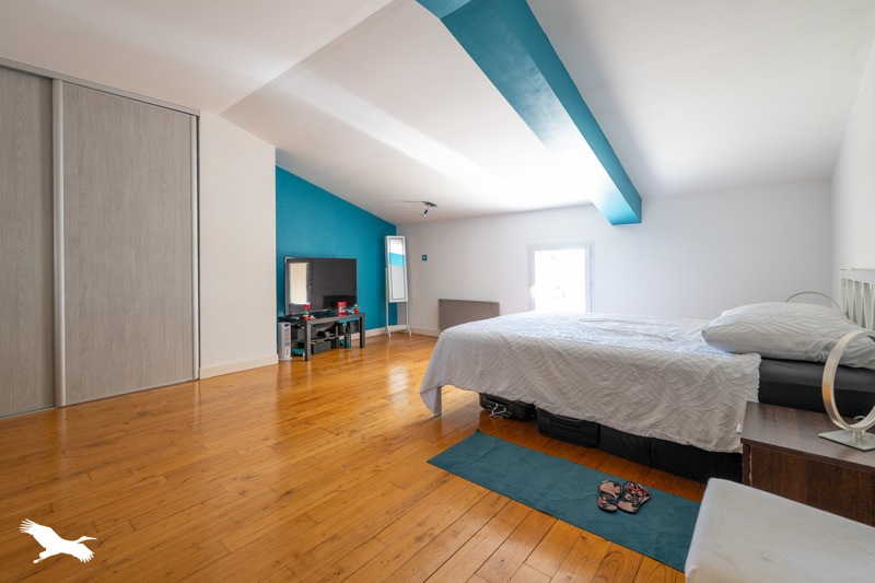 Vente Maison MESCHERS SUR GIRONDE - 6 pièces -188 m² - (17132)