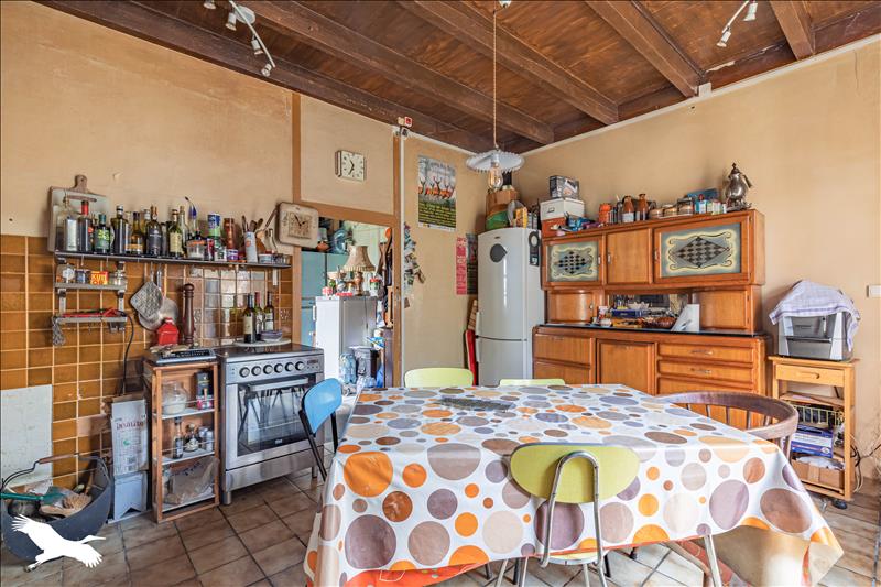 Vente Maison ST PORCHAIRE - 6 pièces -223 m² - (17250)