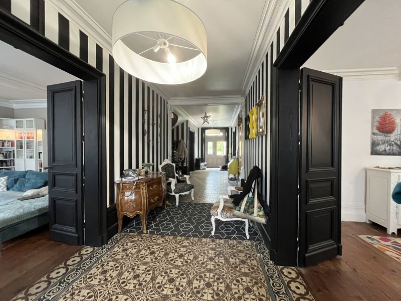 Vente Maison ST PORCHAIRE - 14 pièces -367 m² - (17250)