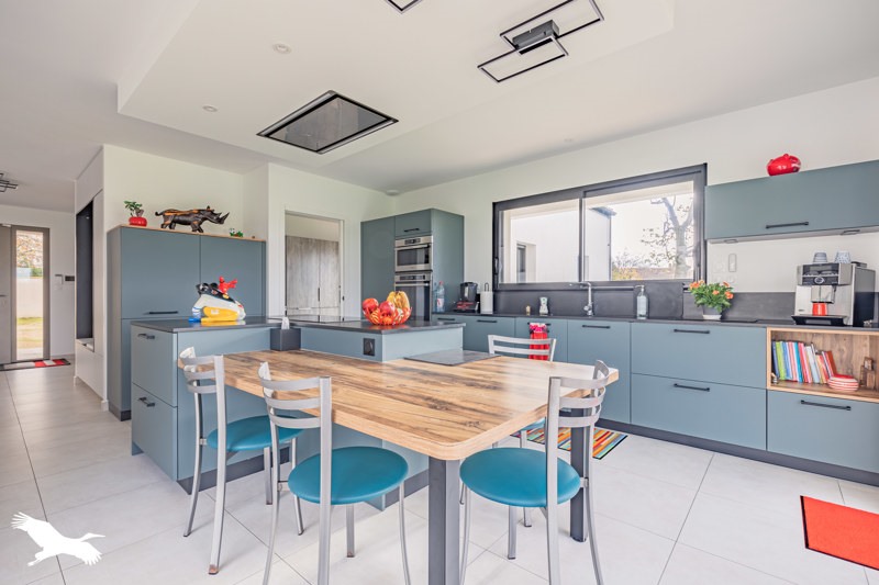 Vente Maison SOULIGNONNE - 6 pièces -237 m² - (17250)