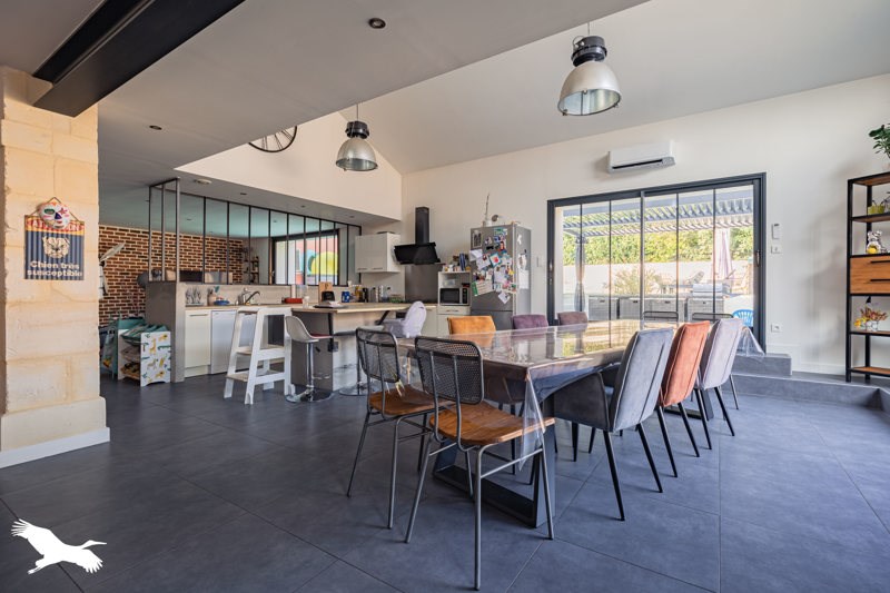 Vente Maison BEURLAY - 5 pièces -143 m² - (17250)