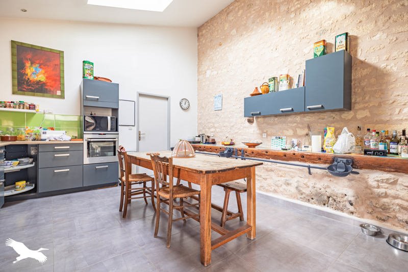 Vente Maison CHAMPAGNE - 13 pièces -344 m² - (17620)