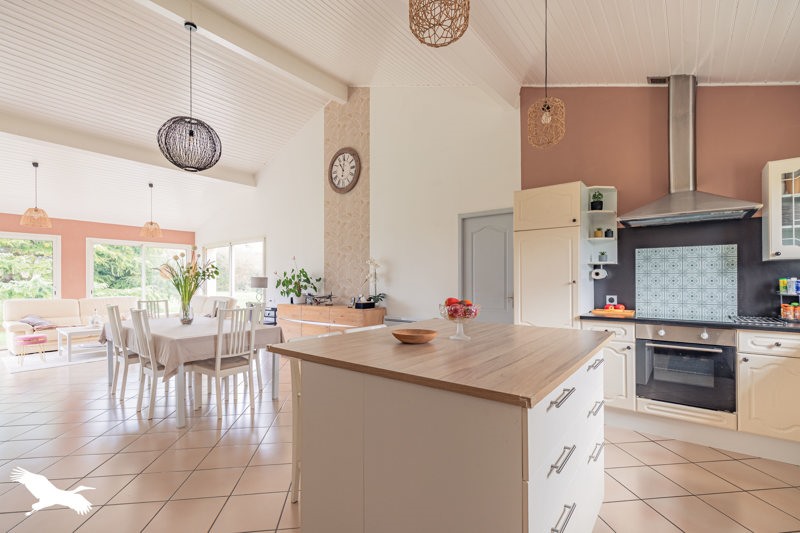 Vente Maison ST PORCHAIRE - 5 pièces -110 m² - (17250)