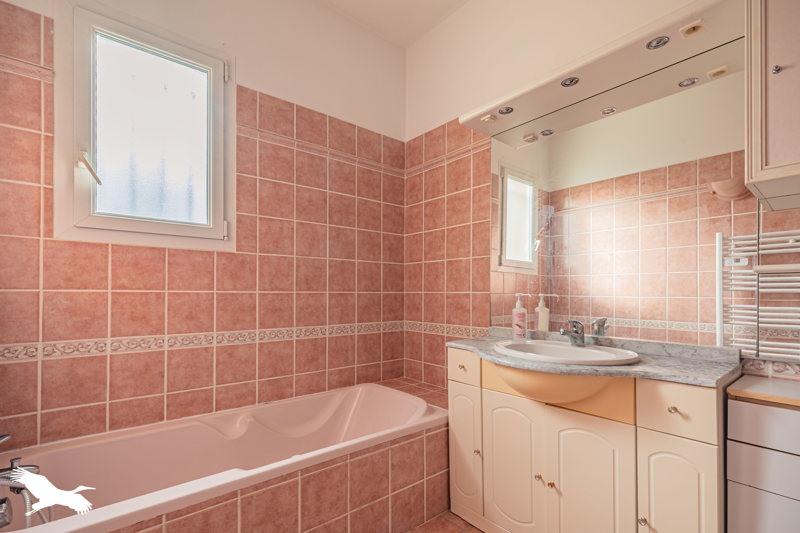 Vente Maison ROMEGOUX - 5 pièces -139 m² - (17250)
