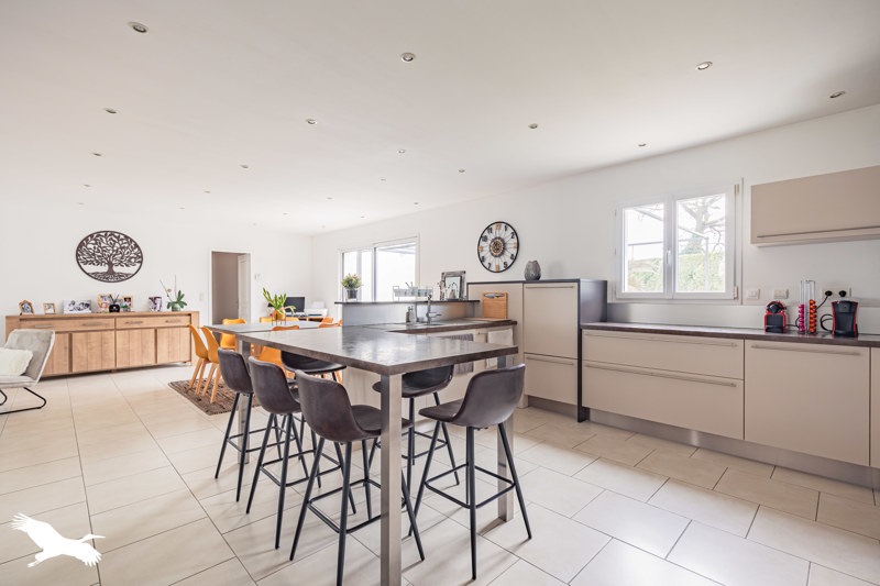 Vente Maison ST PORCHAIRE - 6 pièces -155 m² - (17250)