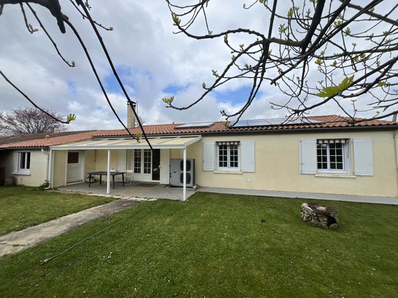 Vente Maison CHAMPAGNE - 4 pièces -123 m² - (17620)