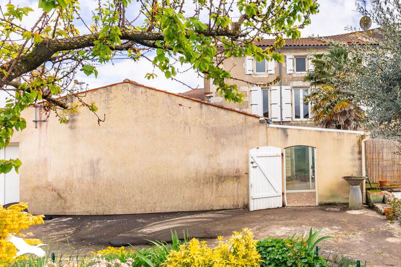 Vente Maison PONT L ABBE D ARNOULT - 8 pièces -167 m² - (17250)