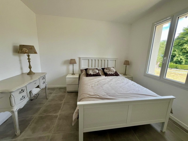 Vente Maison LES ESSARDS - 6 pièces -132 m² - (17250)