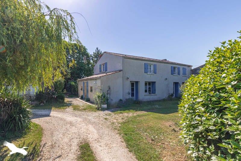 Vente Maison ST AGNANT - 5 pièces -150 m² - (17620)