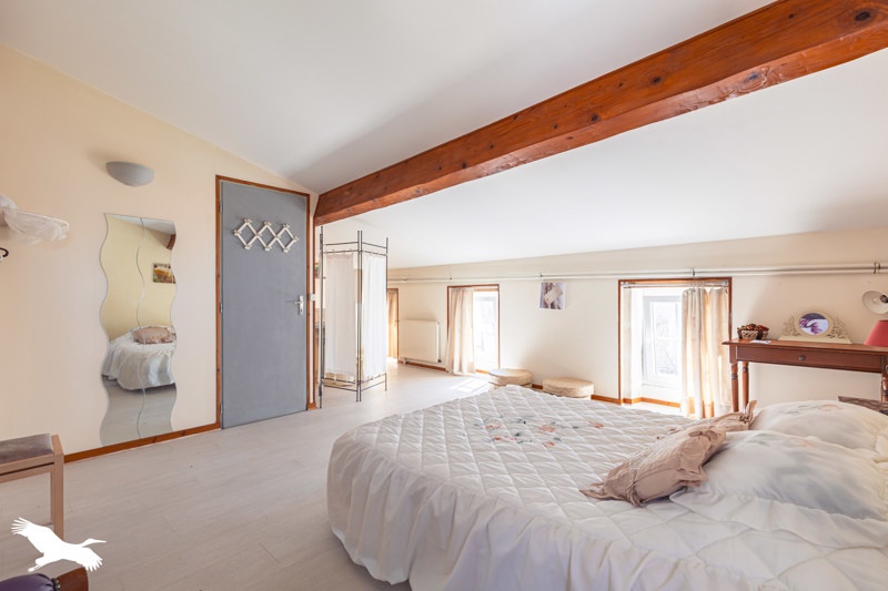 Vente Maison STE GEMME - 10 pièces -212 m² - (17250)