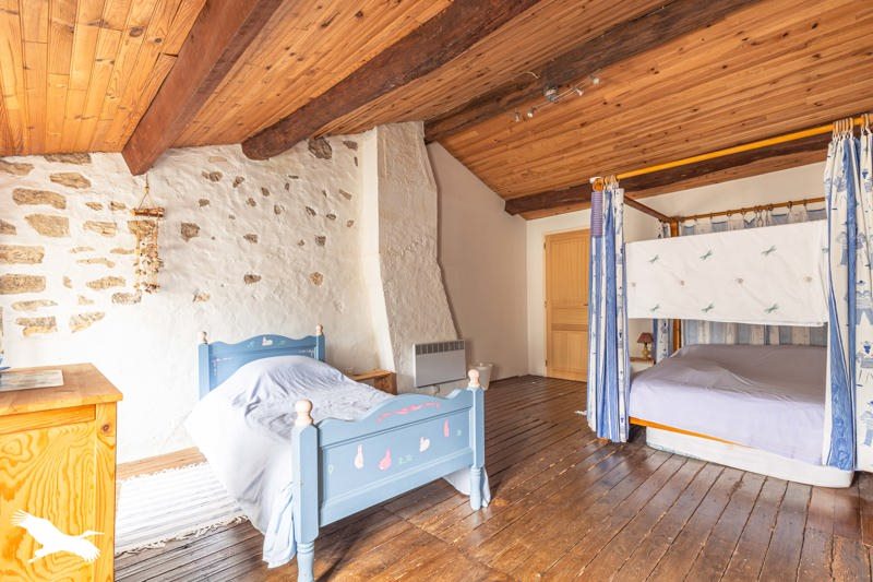Vente Maison LA GRIPPERIE ST SYMPHORIEN - 4 pièces -140 m² - (17620)