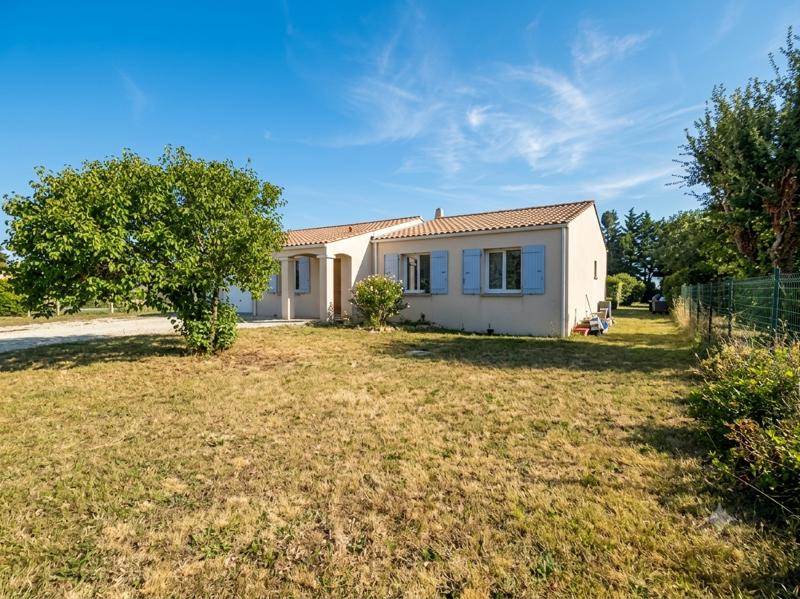 Vente Maison SOULIGNONNE - 4 pièces -123 m² - (17250)