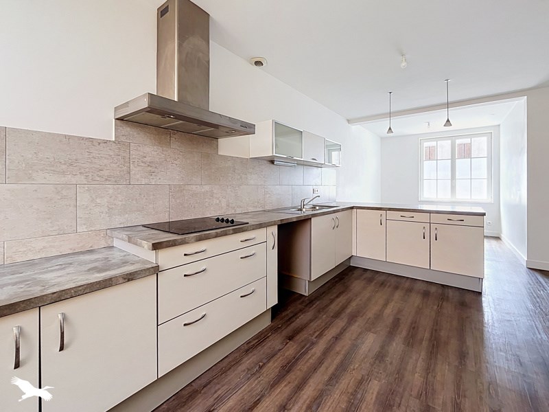 Vente Maison BEURLAY - 5 pièces -121 m² - (17250)
