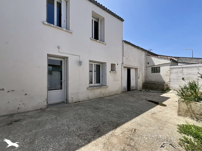 Vente Immeuble BEURLAY - 5 pièces -  148 m² - (17250)
