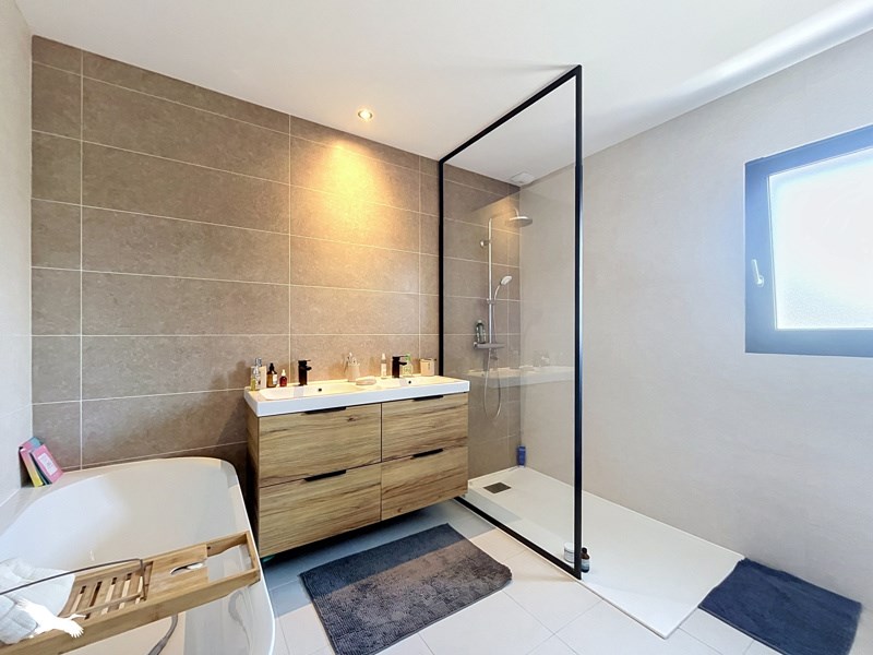 Vente Maison Romegoux - 4 pièces -109 m² - (17250)