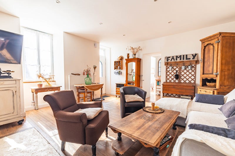 Vente Maison Romegoux - 3 pièces -110 m² - (17250)