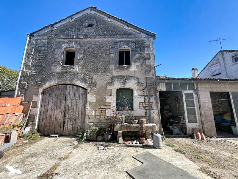 Vente Maison Saint-Sulpice-d'Arnoult - 5 pièces -113 m² - (17250)