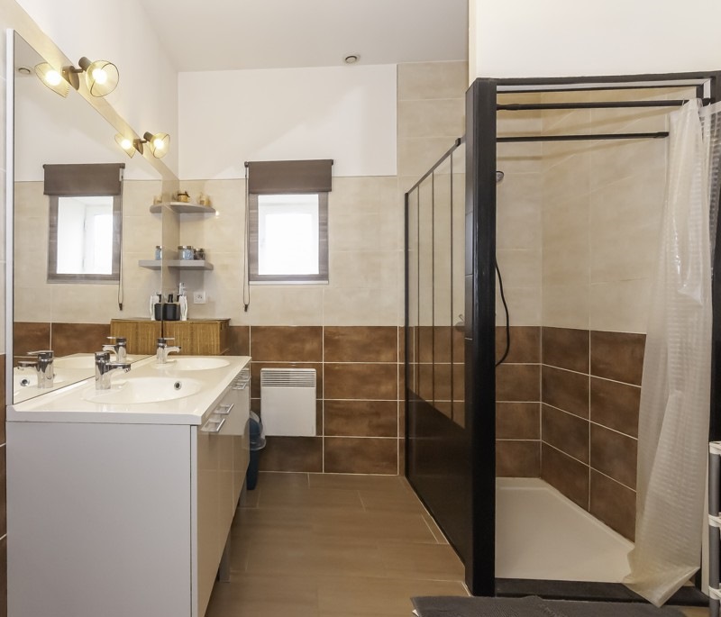 Vente Maison NISSAN LEZ ENSERUNE - 6 pièces -185 m² - (34440)