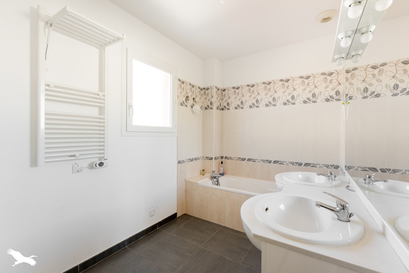 Vente Maison VENDARGUES - 4 pièces -107 m² - (34740)