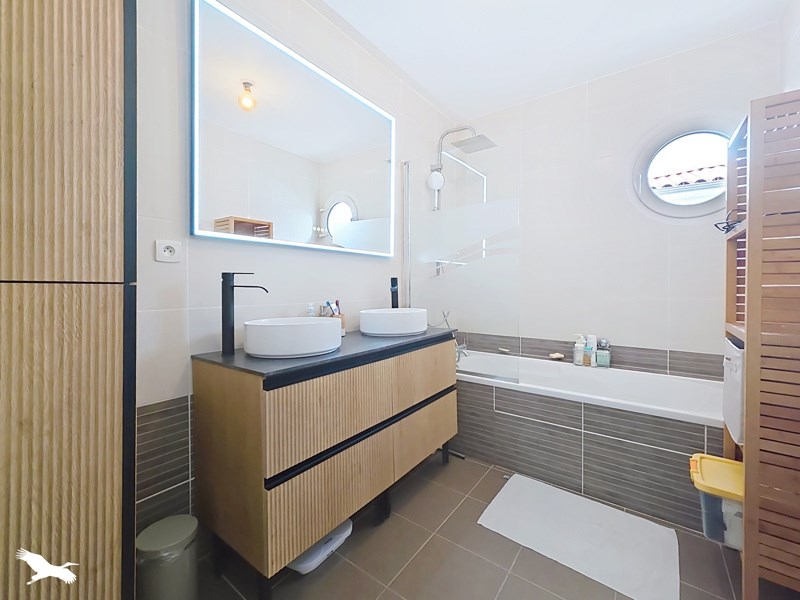 Vente Maison VENDARGUES - 4 pièces -106 m² - (34740)