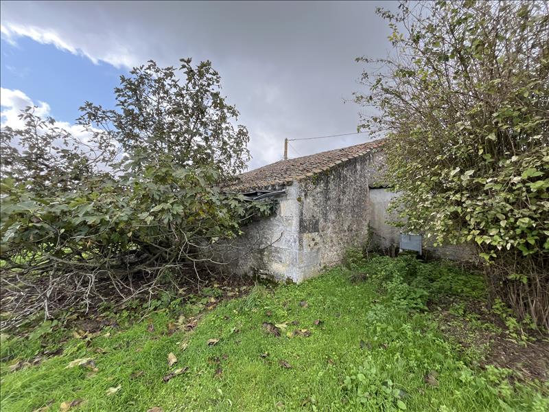 Vente Maison FOUQUEBRUNE - 2 pièces - - (16410)