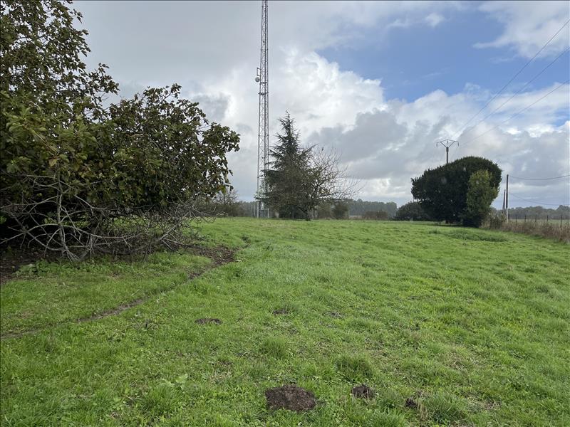 Vente Maison FOUQUEBRUNE - 2 pièces - - (16410)