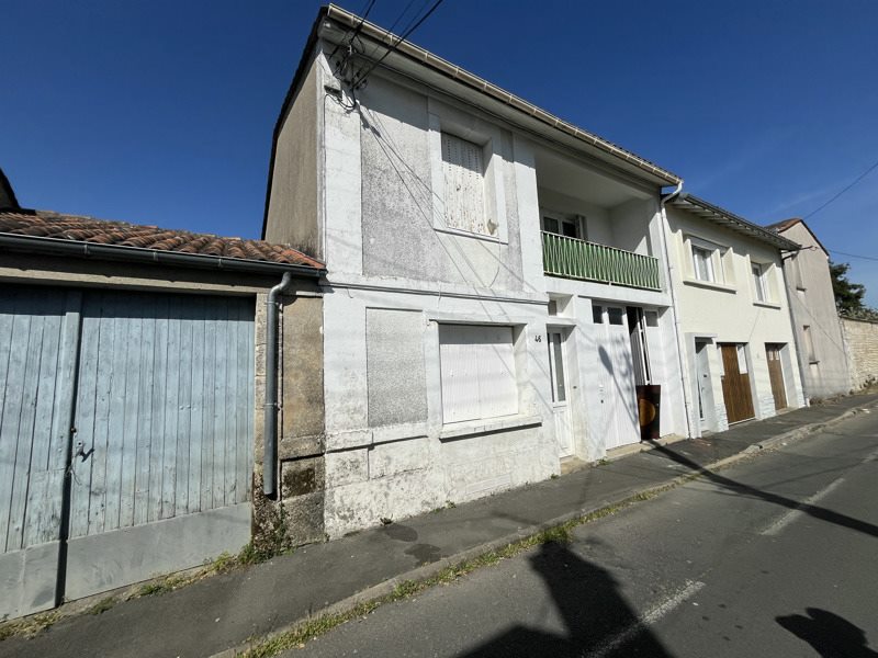 Vente Maison SOYAUX - 4 pièces -91 m² - (16800)
