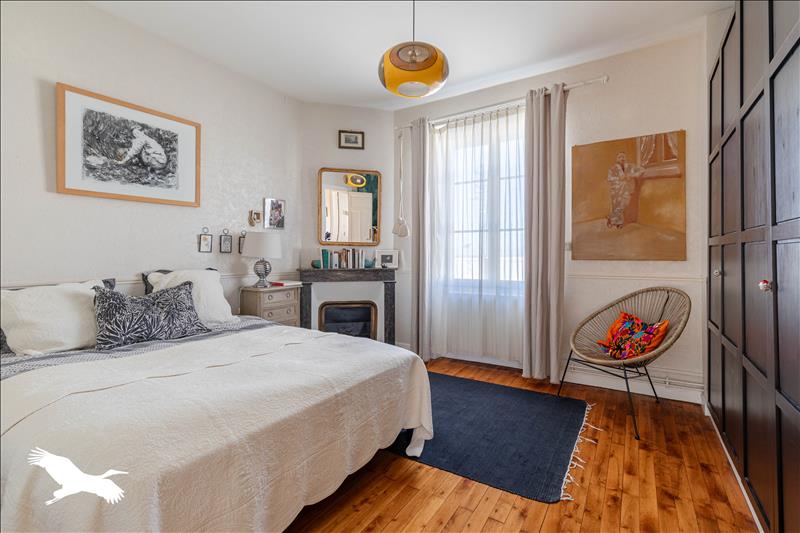 Vente Maison SOYAUX - 8 pièces -220 m² - (16800)