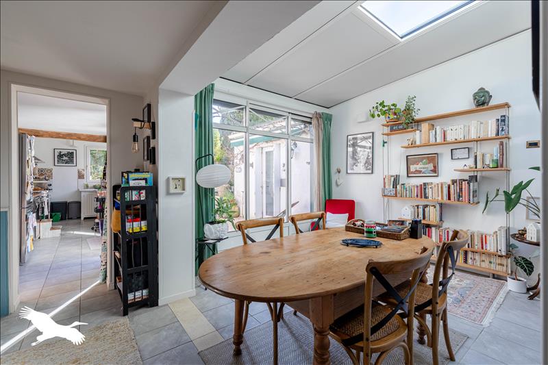 Vente Maison SOYAUX - 8 pièces -220 m² - (16800)