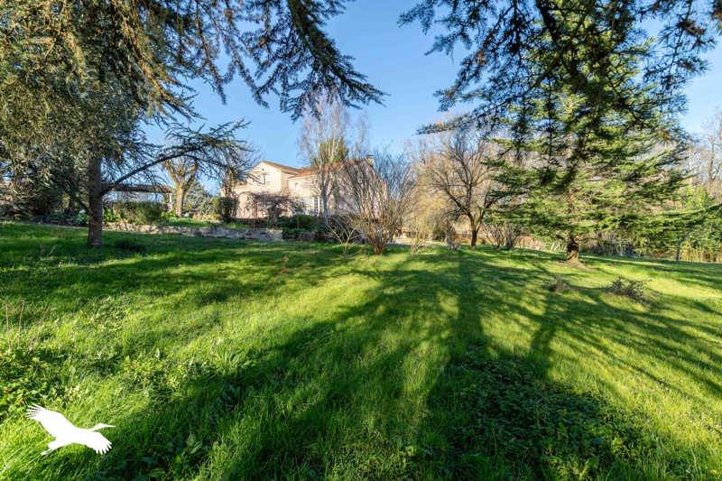 Vente Maison DIGNAC - 7 pièces -227 m² - (16410)