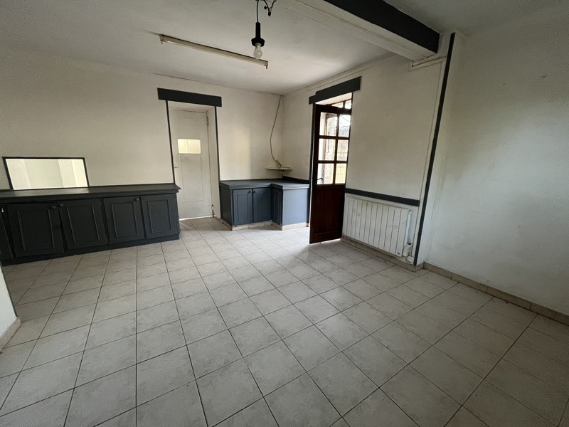 Vente Immeuble CHAMPNIERS - -  250 m² - (16430)