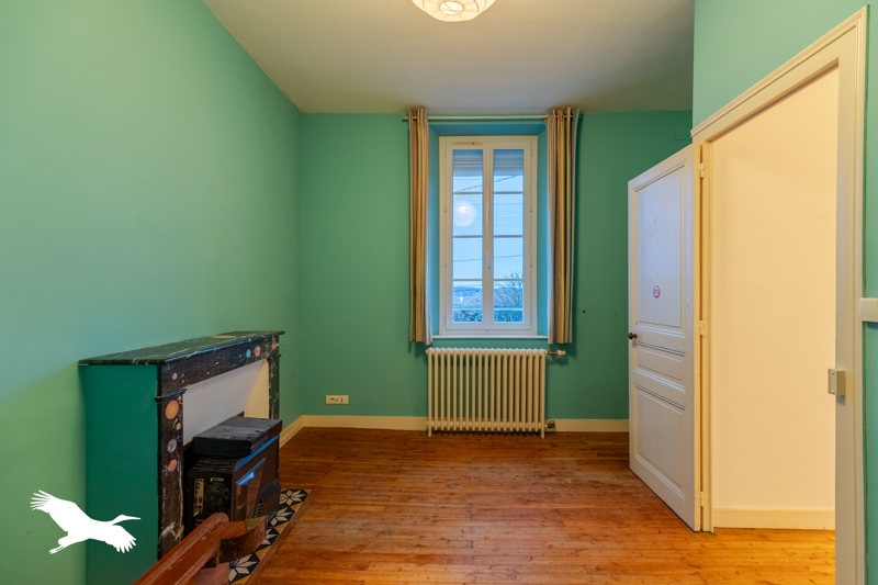 Vente Maison SOYAUX - 5 pièces -144 m² - (16800)
