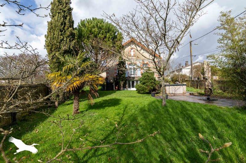 Vente Maison DIGNAC - 5 pièces -105 m² - (16410)