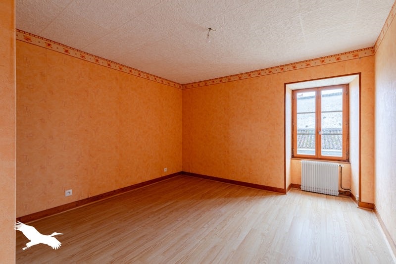 Vente Maison VOUZAN - 4 pièces -105 m² - (16410)